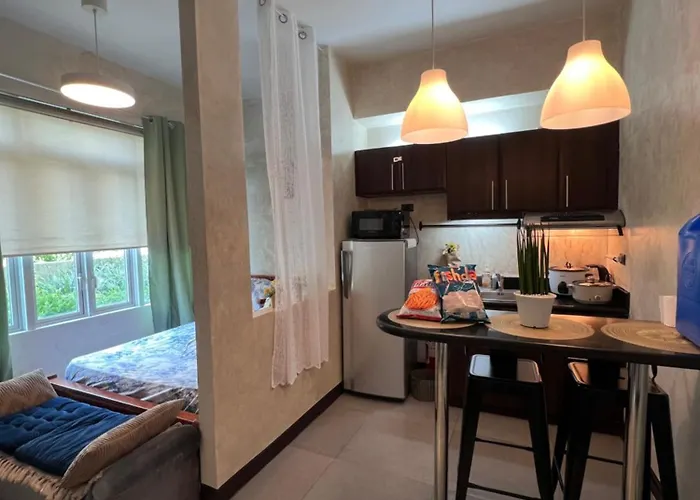 Work With Garden Access Near Venice Grand Canal And Bgc